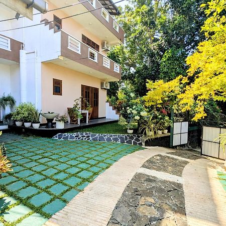 Halcyon Rest Villa Hikkaduwa Exterior photo